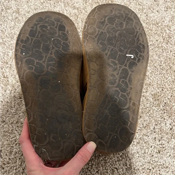 UGG Tan Sheepskin Romeo Men's Slipper Sz 10 - Picture 6 of 7